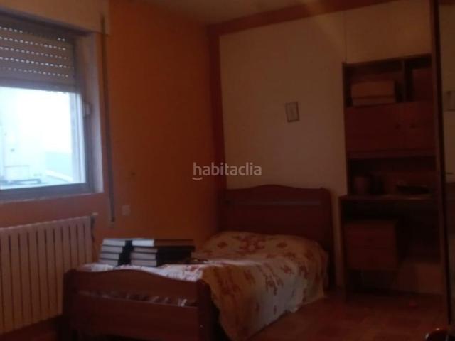 Casa adosada en venta en Vilalba. SE VENDE CASA EN EL CENTRO DE VILLALBA. Casas adosadas.