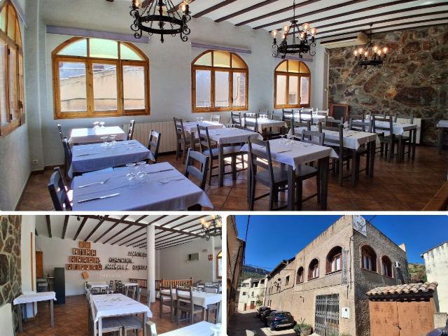 Casa adosada en venta en Vilella Baixa La. Excelente oportunidad de negocio y vivienda en La Vilella Baixa Priorat: Restaurante equipado + Amplia vivienda con terraza. Casas adosadas Vilella Baixa.