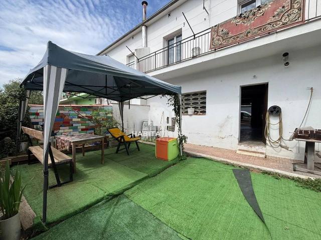 Casa adosada en Venta en Vilobí d'Onyar