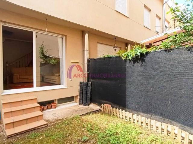 Casa adosada en Venta en Villatoro