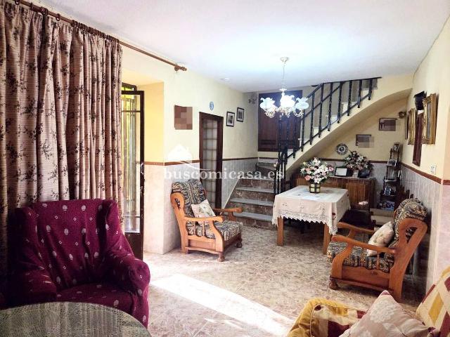 Casa adosada en Venta en Villatorres
