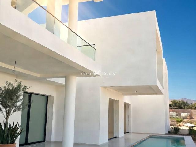 Casa adosada en Venta en Villaverde
