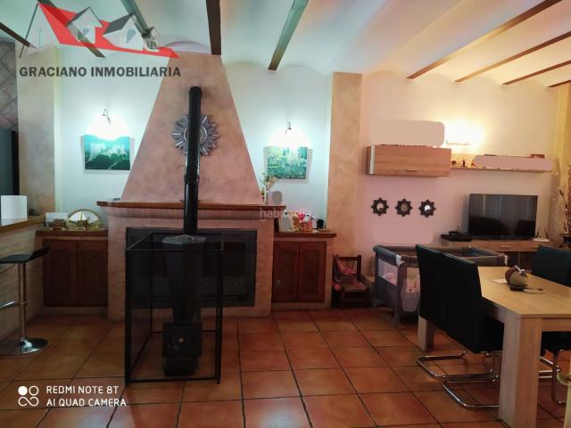 Casa adosada en venta en Villaverde de Guadalimar. Casas adosadas Villaverde de.