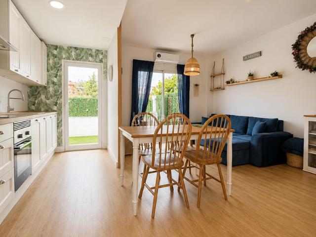 Casa adosada en venta en Villaviciosa de Odón, Castillo Campodón. Casas adosadas Villaviciosa de.