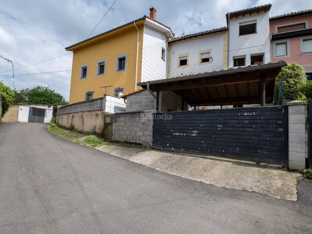 Casa adosada en venta en Villaviciosa, Villaviciosa Amandi. Venta de casa en AmandiVillaviciosaAsturias. Casas adosadas.
