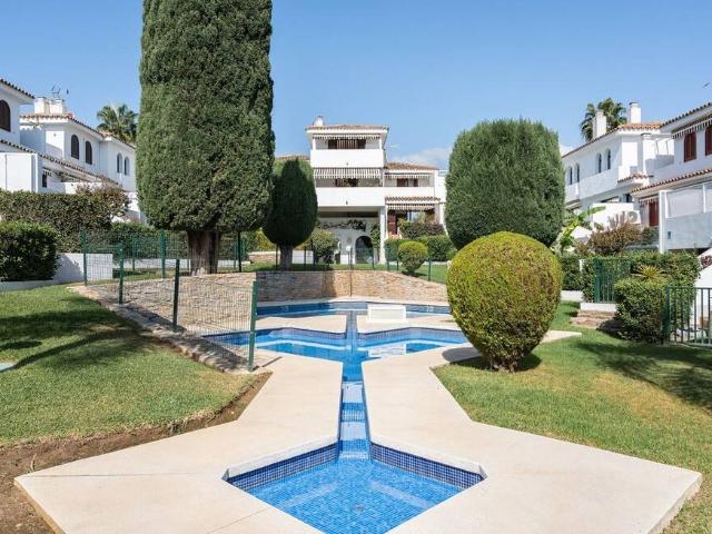 Casa adosada en Venta en Parque Central
