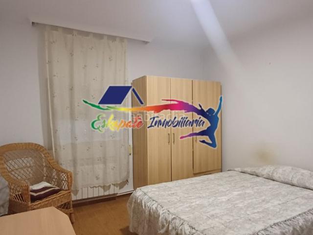 Casa adosada en venta en Villacañas. Vivienda en Avenida de Castilla, 22 Villacañas Toledo. Casas adosadas.