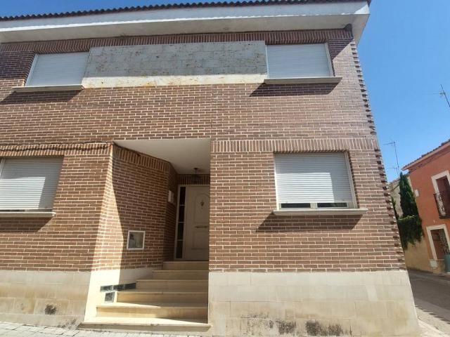 Casa adosada en Venta en Villafuerte