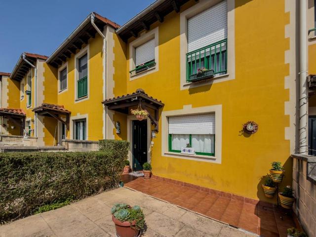 Casa adosada en Venta en Villafufre