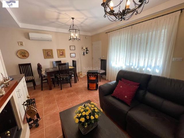 Casa adosada en venta en Villalgordo del Júcar. ADOSADO TRASTERO. Casas adosadas Villalgordo del.