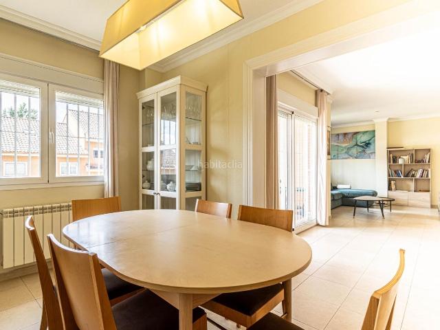 Casa adosada en venta en Villamantilla. Chalet. Casas adosadas.