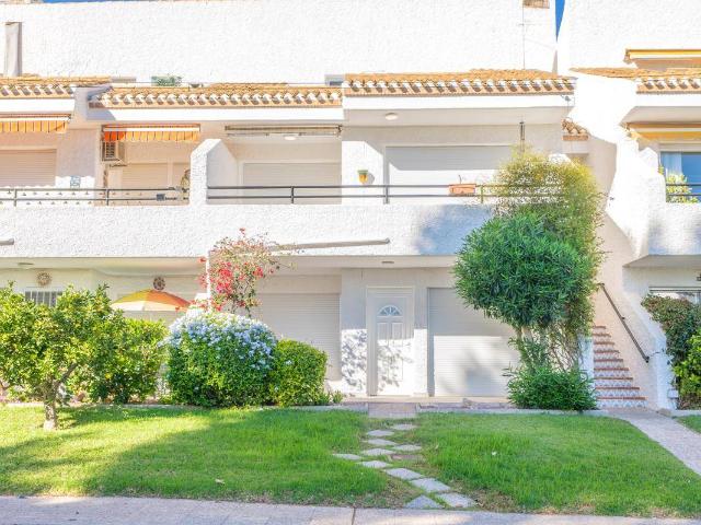 Casa adosada en Venta en Villamartín Las Filipinas