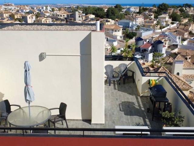 Casa adosada en Venta en Villamartín Las Filipinas