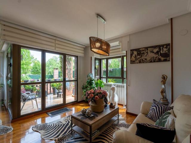 Casa adosada en Venta en Villamediana de Iregua