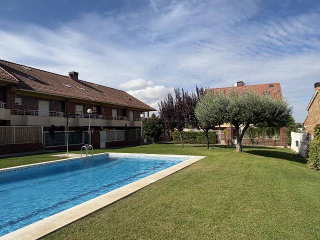 Casa adosada en Venta en Villamediana de Iregua