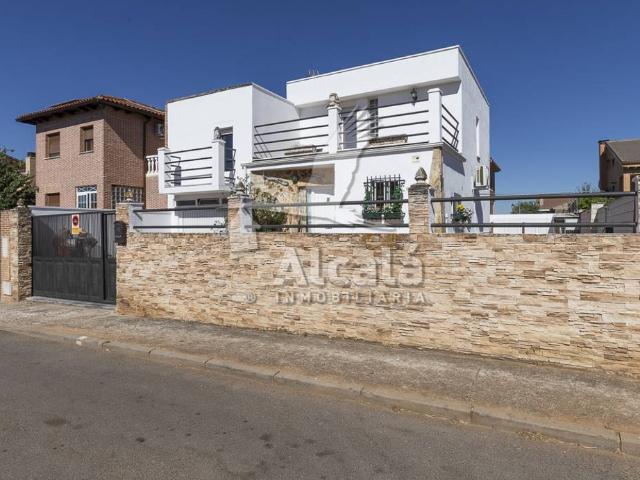 Casa adosada en Venta en Villanueva de la Torre