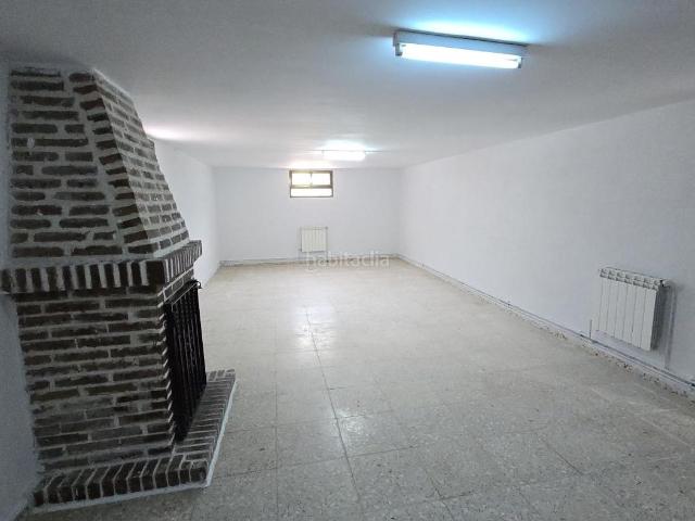 Casa pareada en venta en Villanueva de la Torre. Casas pareadas Villanueva de la.
