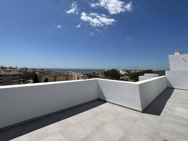 Casa adosada en Venta en Viña Málaga