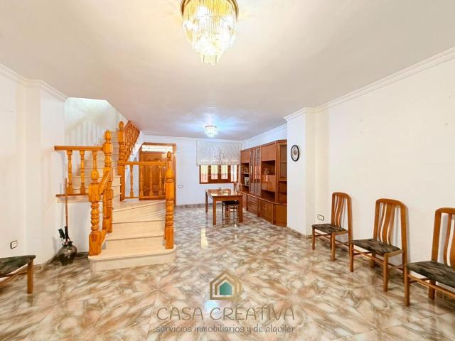 Casa adosada en venta en Xàtiva. Casas adosadas.