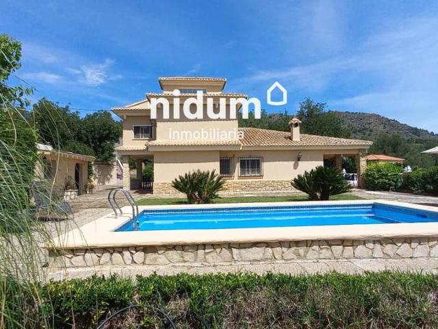 Casa chalet en Venta en Xàtiva