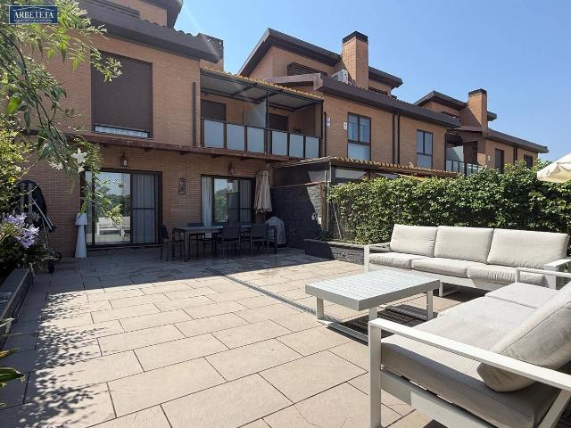 Casa adosada en Venta en Yebes Valdeluz