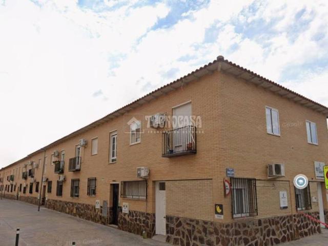 Casa adosada en Venta en Yepes