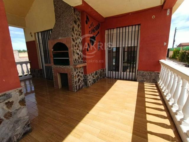Casa adosada en Venta en Yuncos