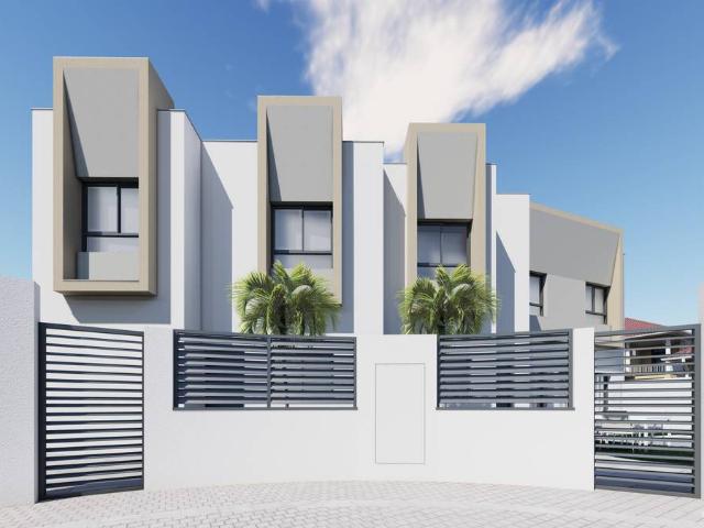 Casa adosada en Venta en Zona Avenida Alta Auditorio