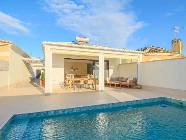 Casa adosada en Venta en Zona Carrefour Urbanizaciones