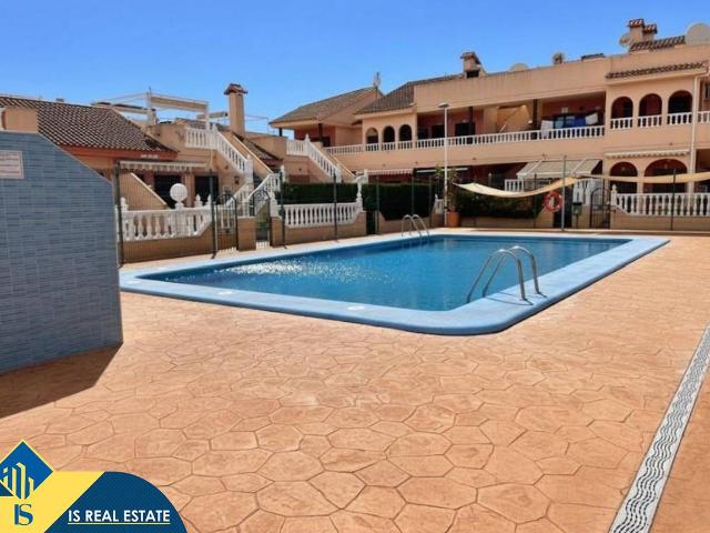 Casa adosada en Venta en Zona Carrefour Urbanizaciones