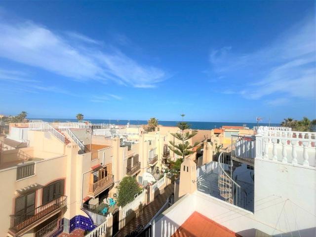 Casa adosada en Venta en Zona Carrefour Urbanizaciones