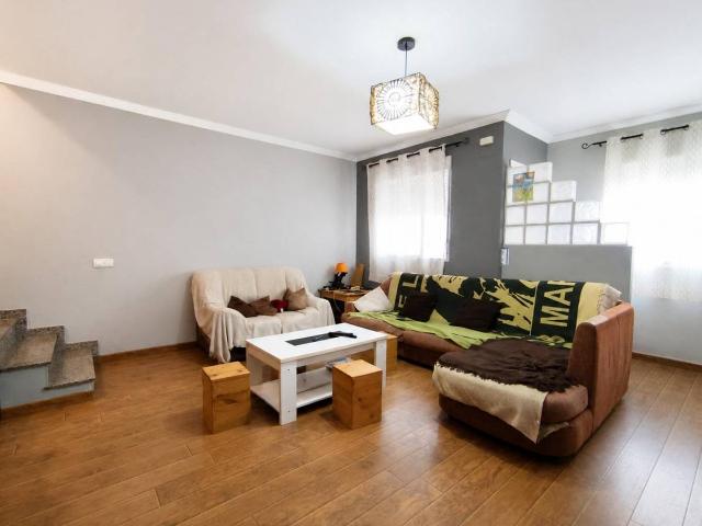 Casa adosada en Venta en Zona Norte Hospital Urbanizaciones