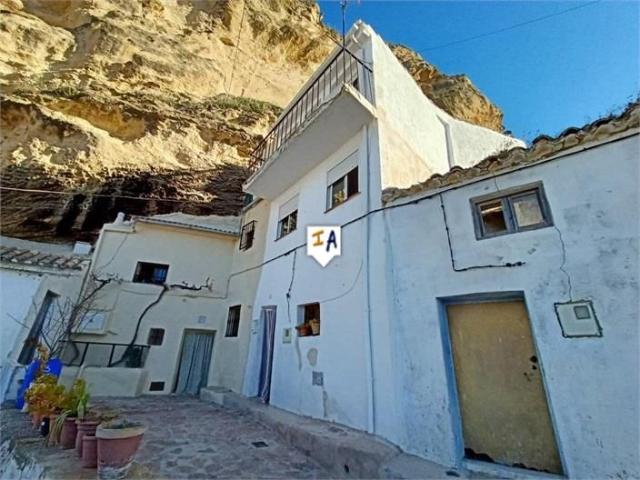 Casa adosada en Venta en Zagra