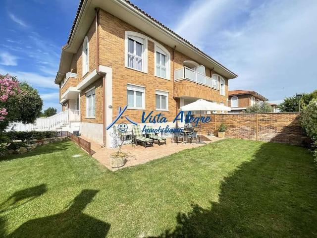 Casa adosada en Venta en Zarratón