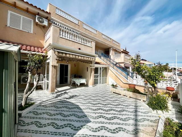Casa adosada en Venta en Zeniamar Horizonte La Campana