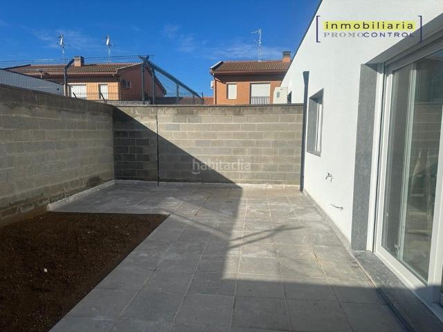 Casa adosada en venta en Zuera. CV LAS BALSAS 25, ZUERA. Casas adosadas.