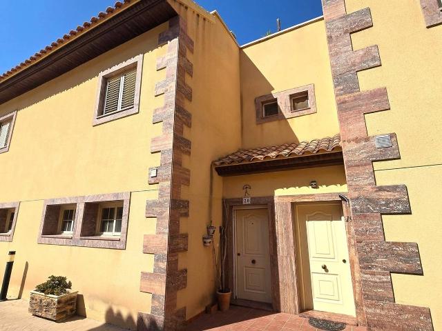 Casa adosada en Venta en Zurgena