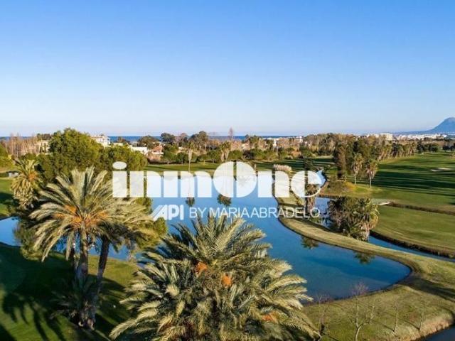 Casa adosada en venta. OLIVA