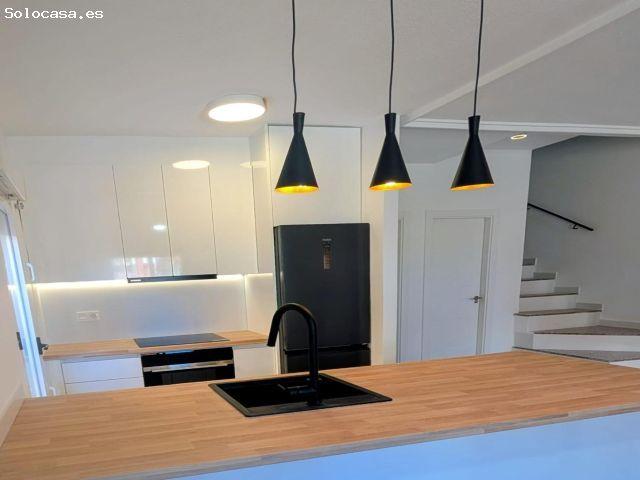 Casa adosada totalmente reformada con 3 terrazas | – Orihuela Costa