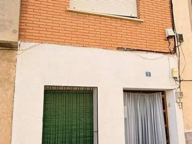 Casa adosada Venta Consuegra, Consuegra