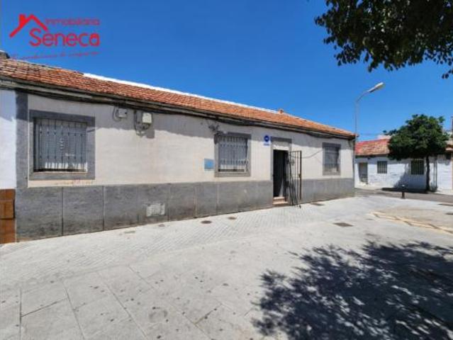 Casa adosada Venta Córdoba Capital, Campo de la Verdad Miraflores Sector Sur