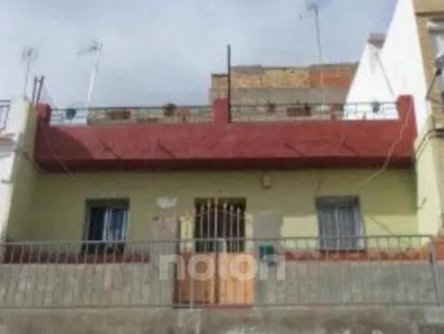 Casa adosada Venta Camas, Camas