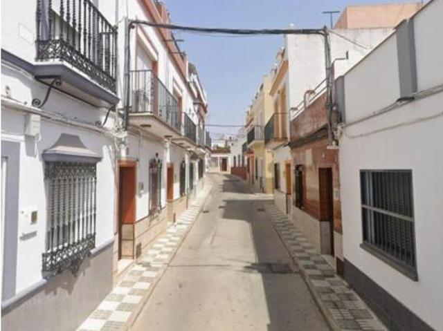 Casa adosada Venta Cantillana, Cantillana
