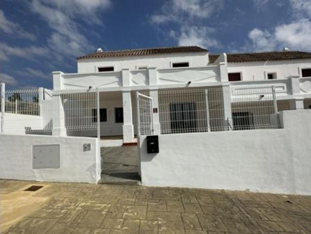 Casa adosada Venta Casares, Área de Casares