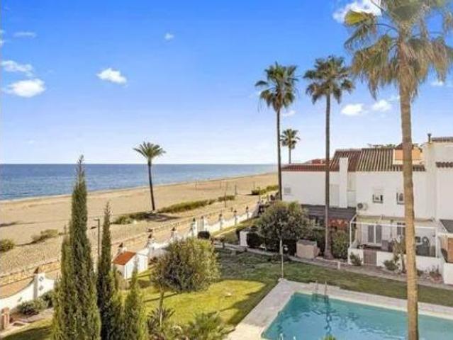 Casa adosada Venta Casares, Casares Costa