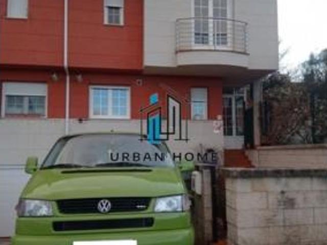 Casa adosada Venta Cuadros, Lorenzana
