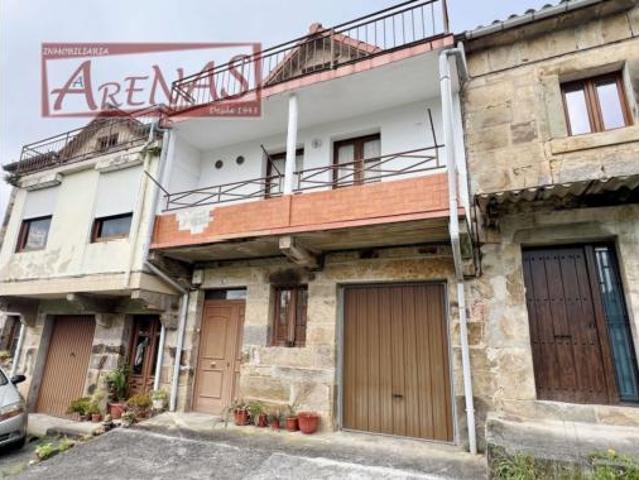 Casa adosada Venta Ampuero, Ahedo