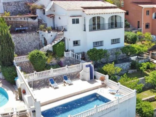 Casa adosada Venta Ador, Ador