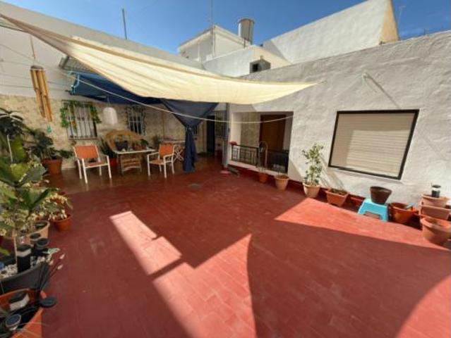 Casa adosada Venta Águilas, Centro