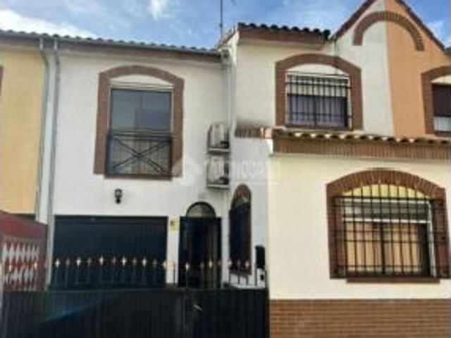 Casa adosada Venta Alcabón, Alcabón